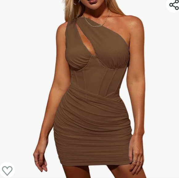 Dress - Picture 4 of 4